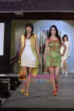 at Sasmira colelge annual fashion show in Worli, Mumbai on 13th May 2011 (101).JPG
